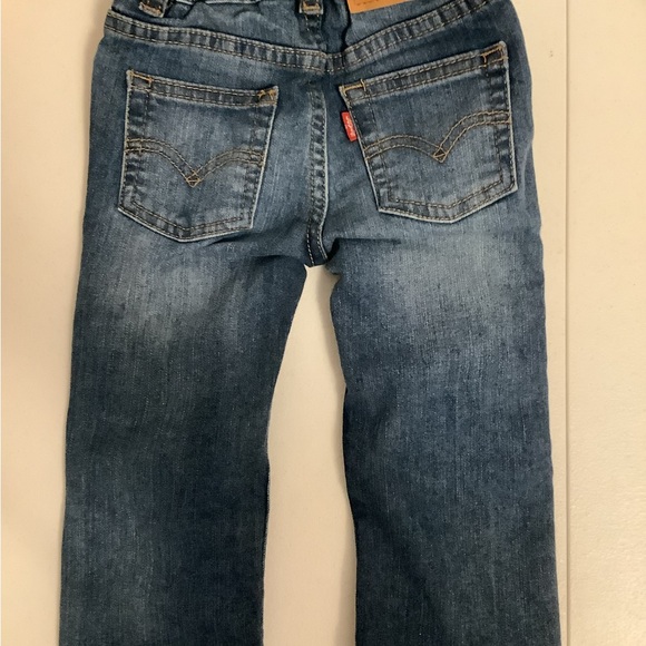 Levi Jeans - Picture 2 of 3